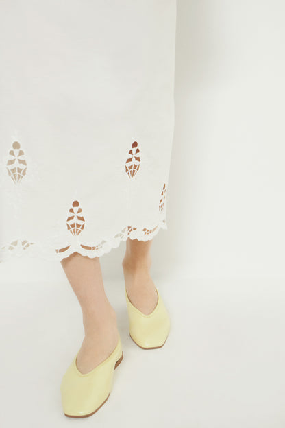 LIGHT YELLOW