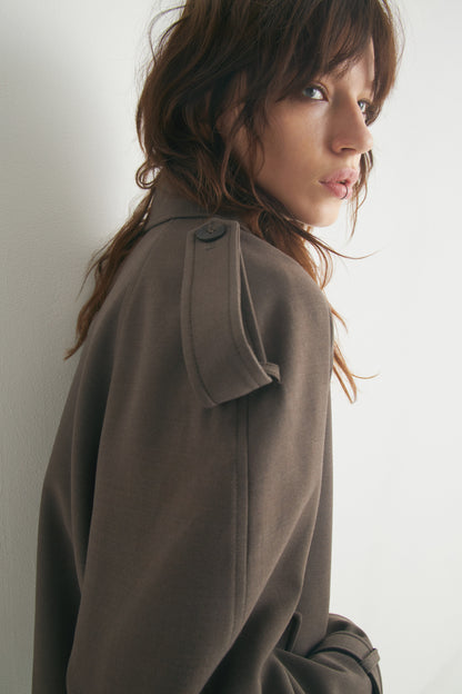 DARK BROWN