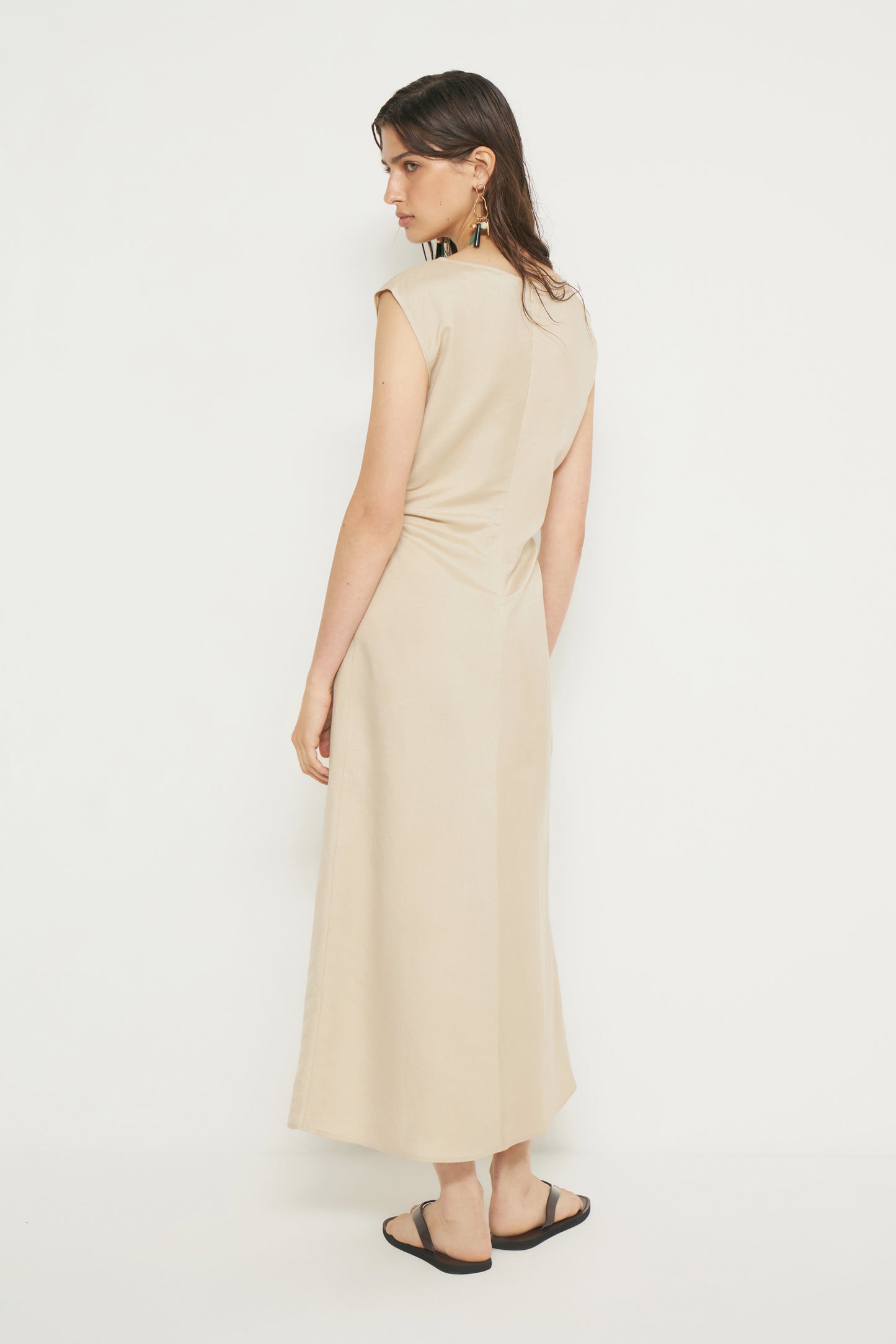 LIGHT BEIGE