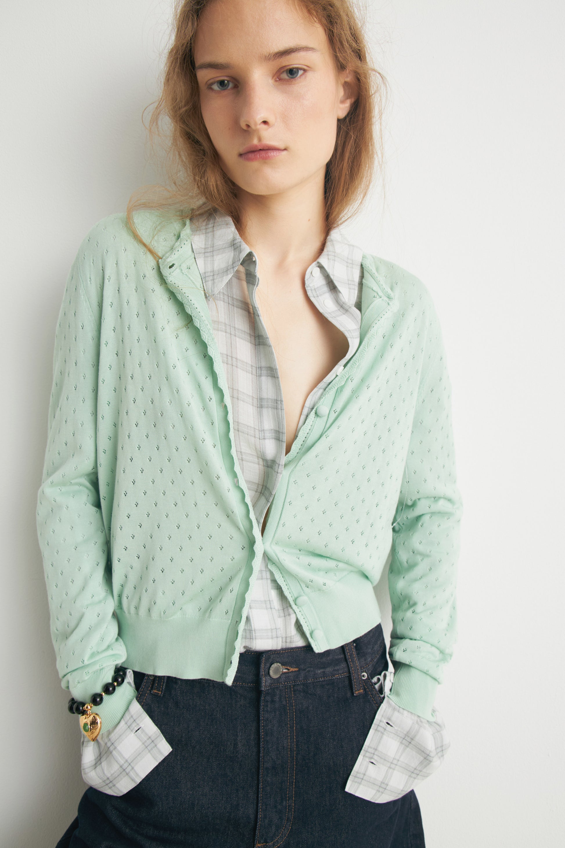 LIGHT GREEN