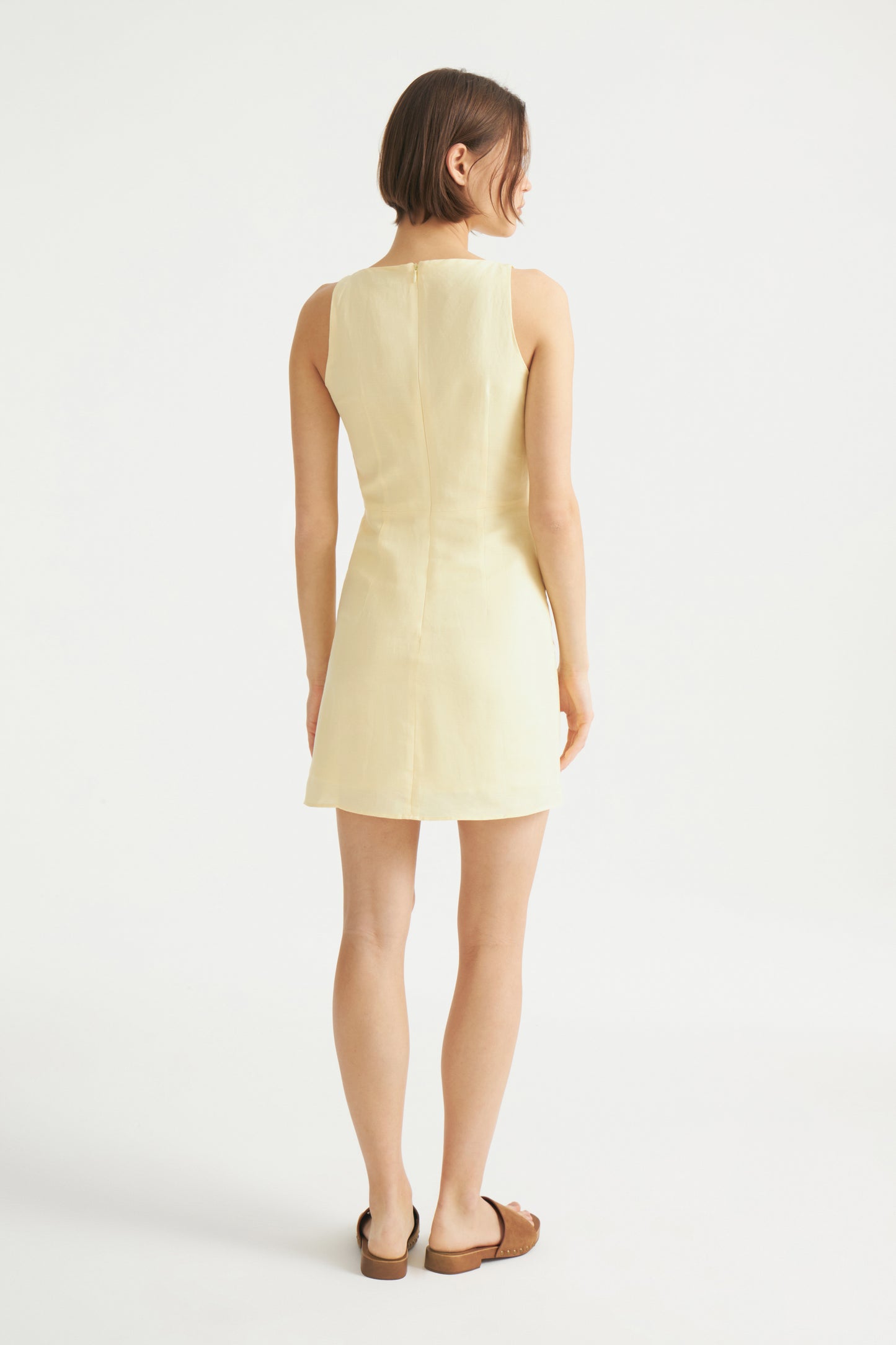 LIGHT YELLOW