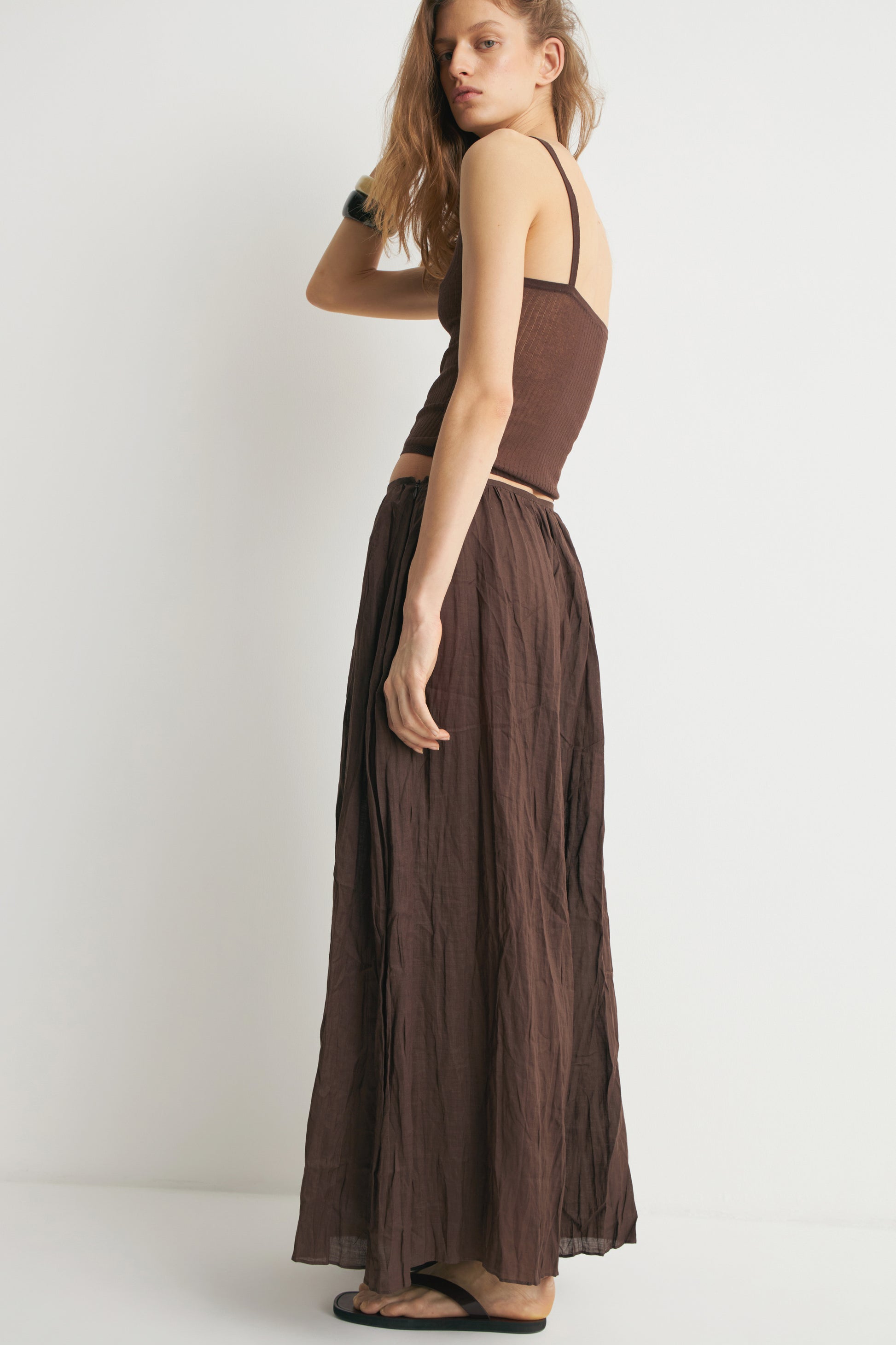 GRAY BROWN