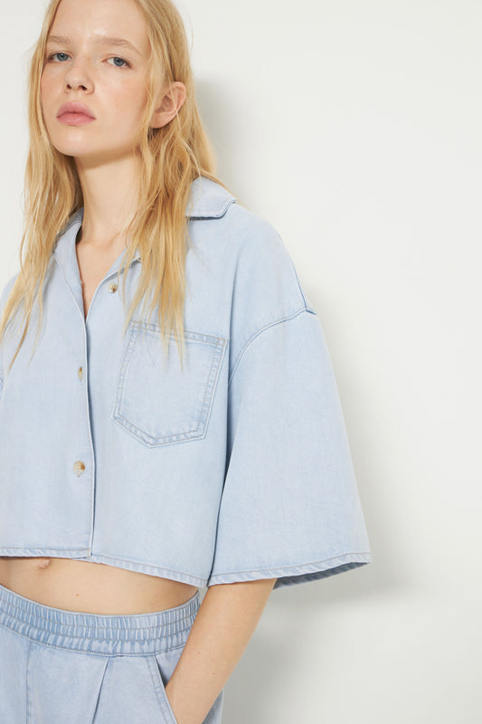 LIGHT BLUE