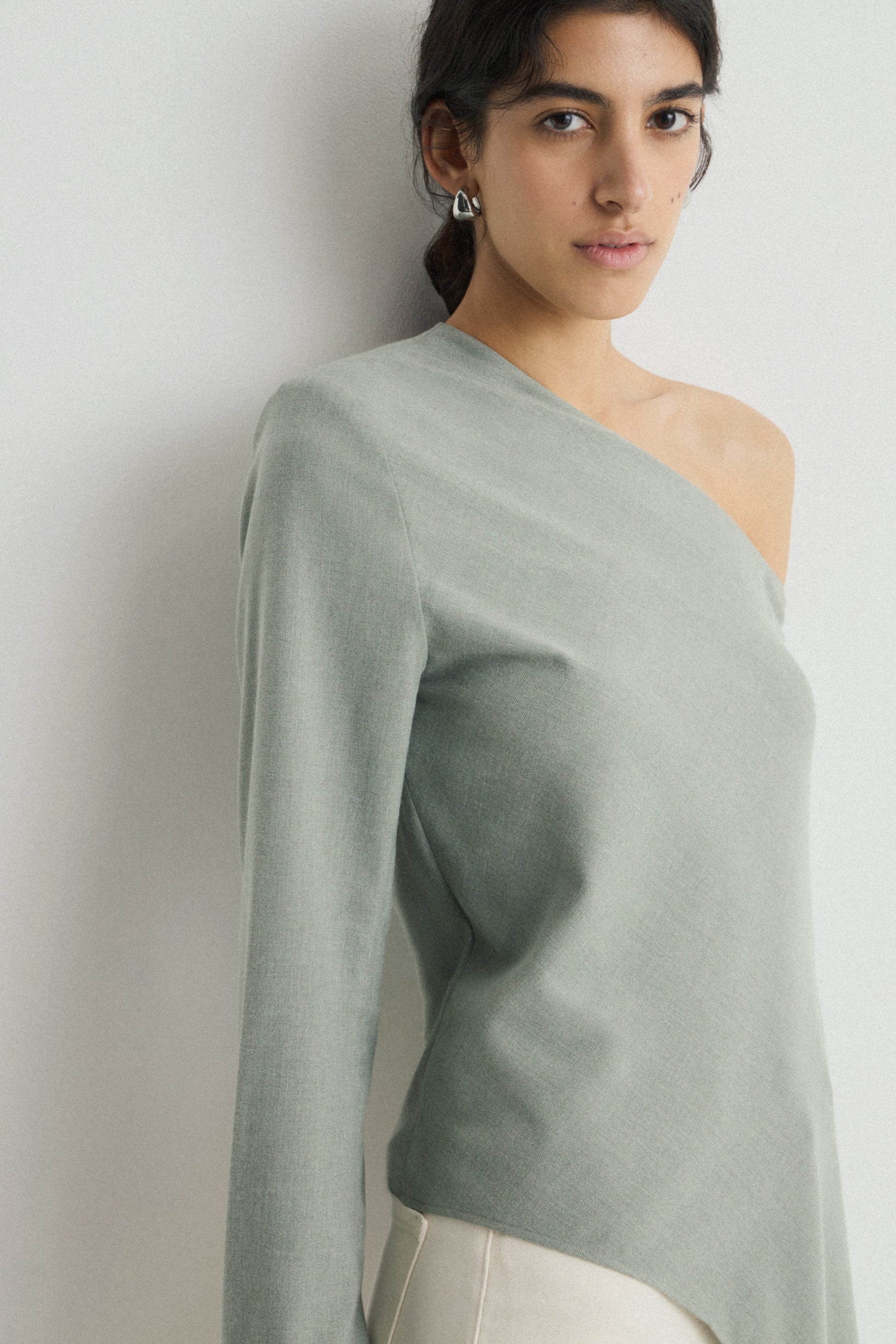 LIGHT KHAKI