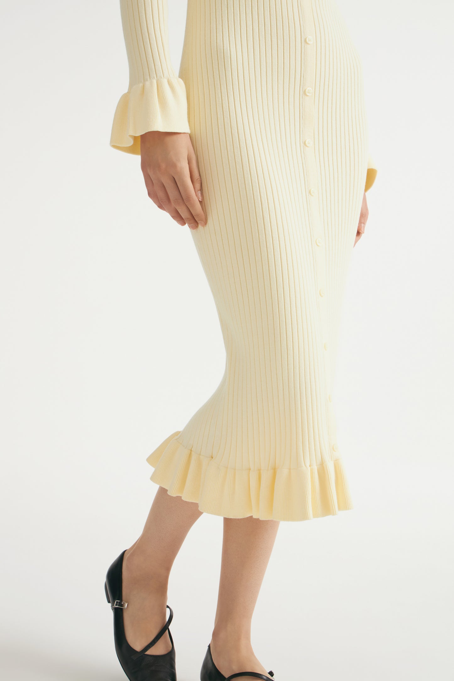LIGHT YELLOW