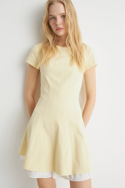 LIGHT YELLOW