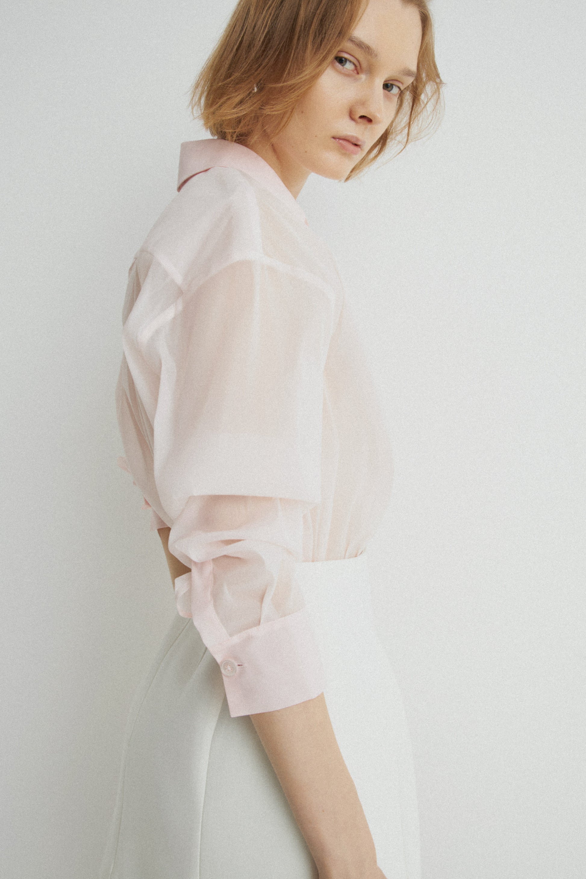 LIGHT PINK