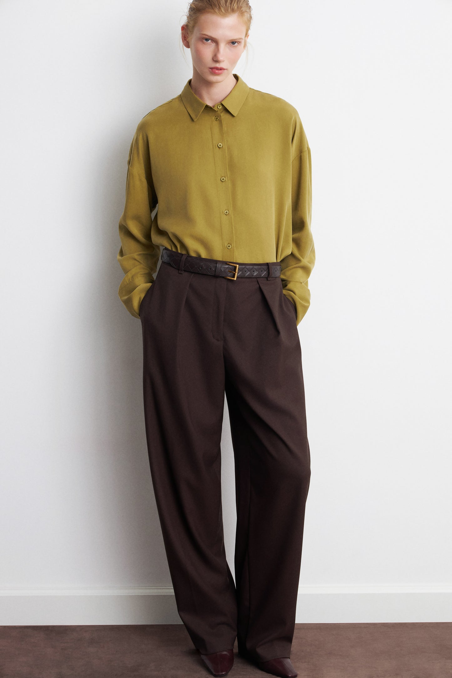LIGHT KHAKI