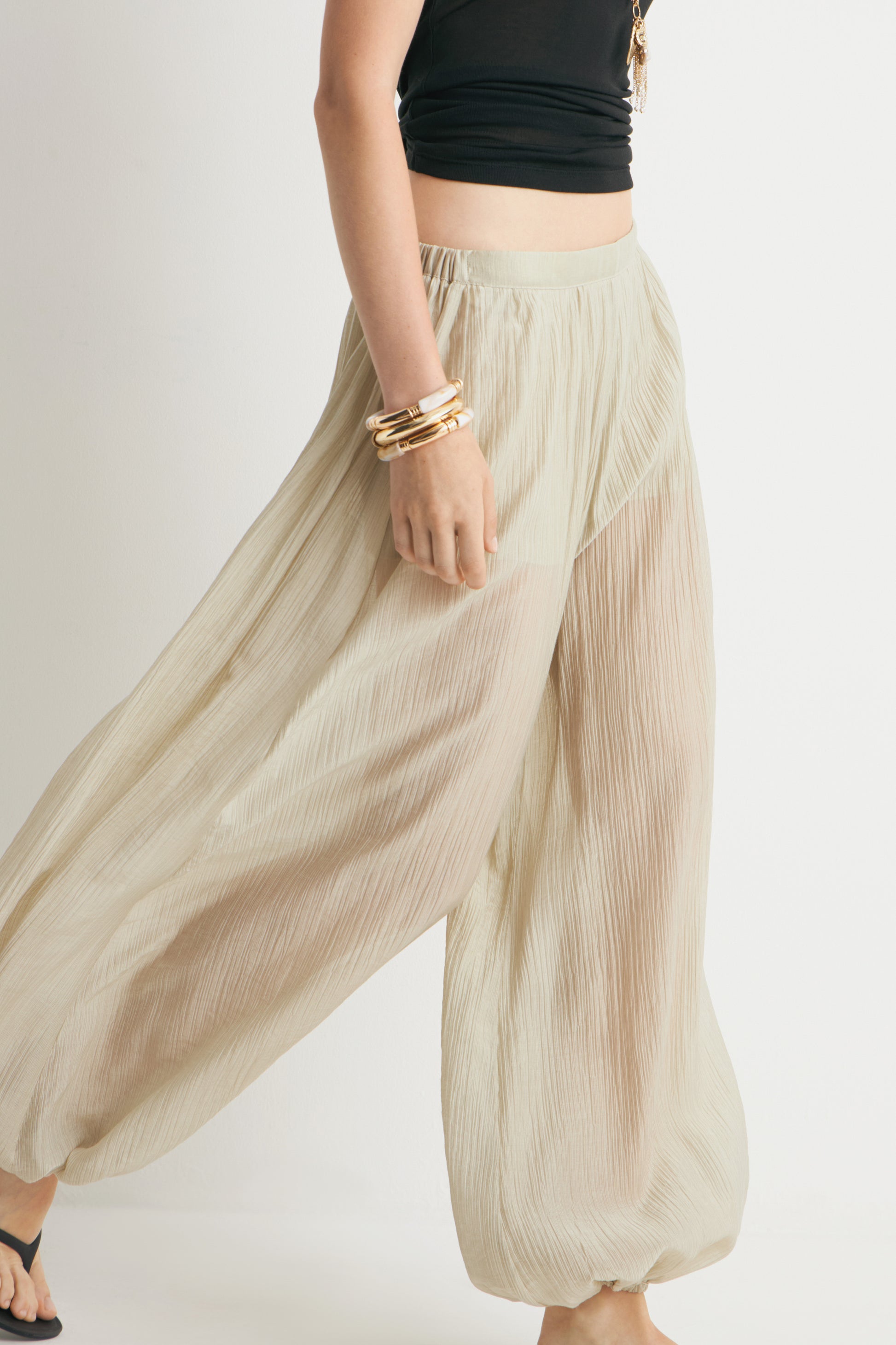 LIGHT BEIGE