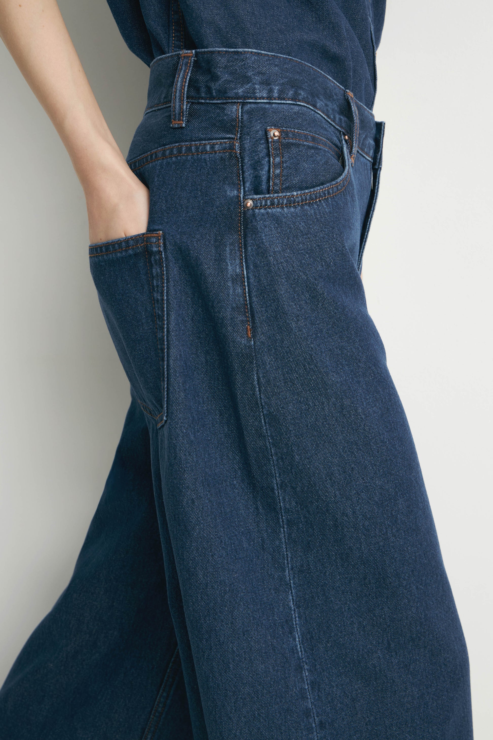DENIM BLUE