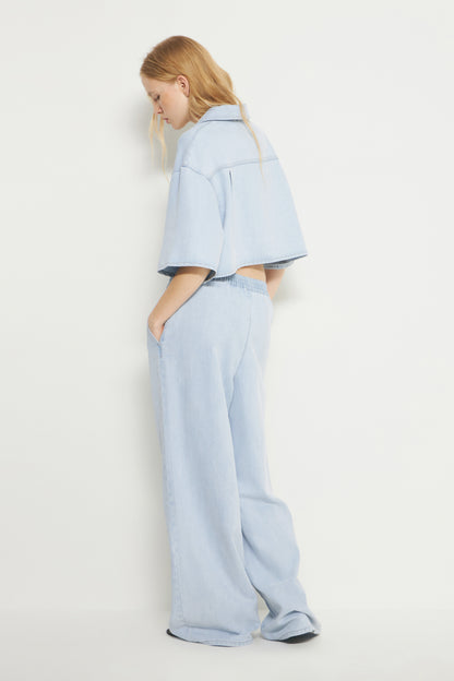 LIGHT BLUE