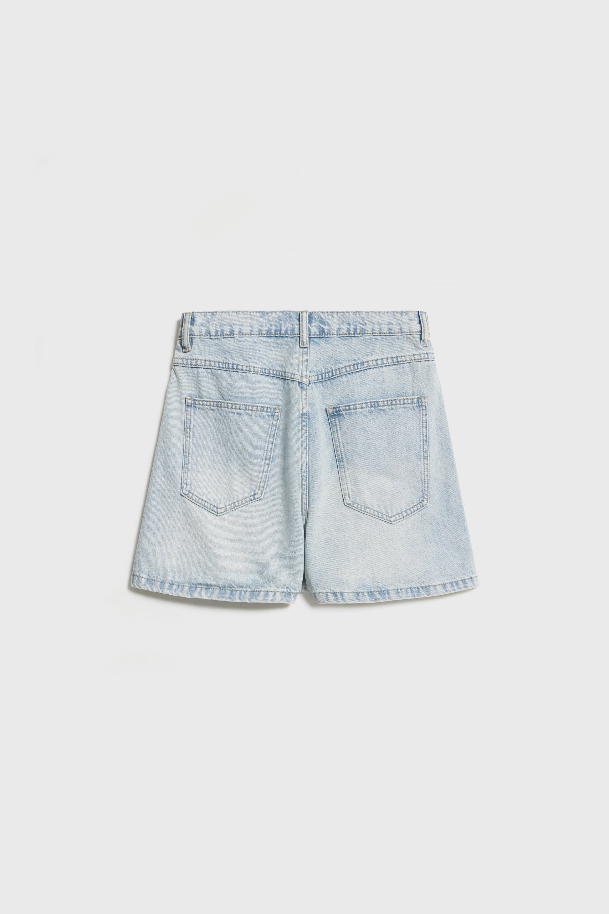 ANTIQUE BLUE