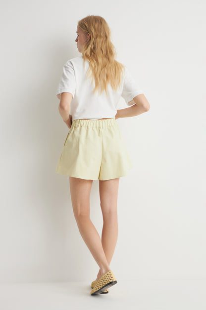 LIGHT YELLOW